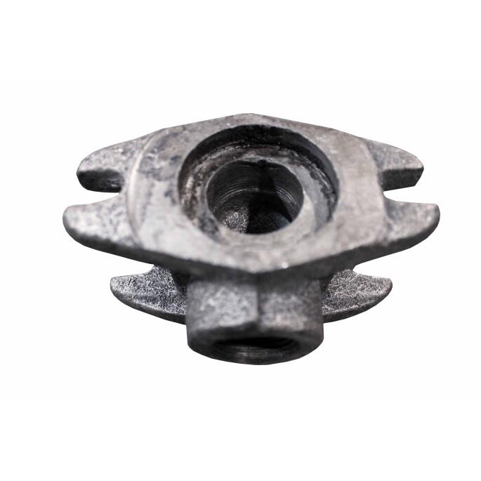 Угольник поилки товарный